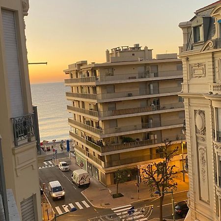 Les Fleurs Astoria Apartment Ментона Екстериор снимка